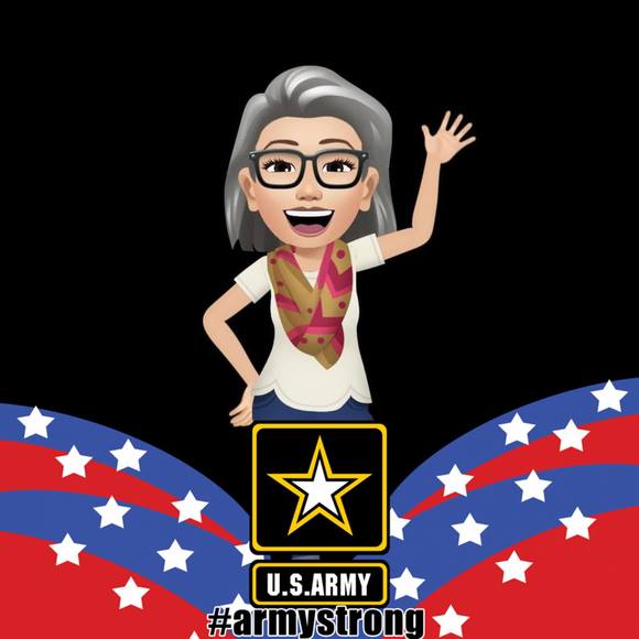 Profile Picture of Miekko Purschwitz salter (@miisalter) on Poshmark