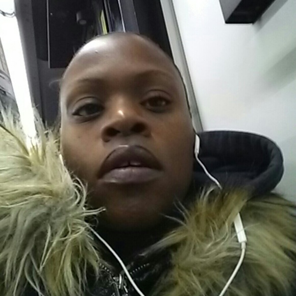 Profile Picture of Brandy Mcdaniel (@mscookie100) on Poshmark