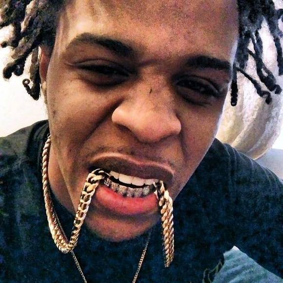 Rilla Omega - Poshmark Profile Picture of Rilla Omega (@madioub1) on Poshmark