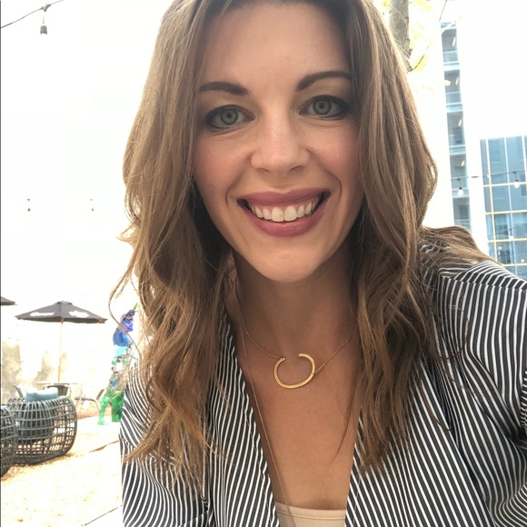 Profile Picture of Christine Mcdermott (@clm5322) on Poshmark