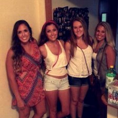 Profile Picture of Alyssa Call (@lyssaa33) on Twitter