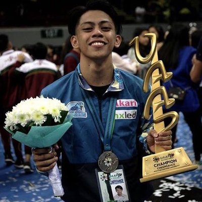 Profile Picture of John Cedric Cueto (@tokyobente) on Twitter