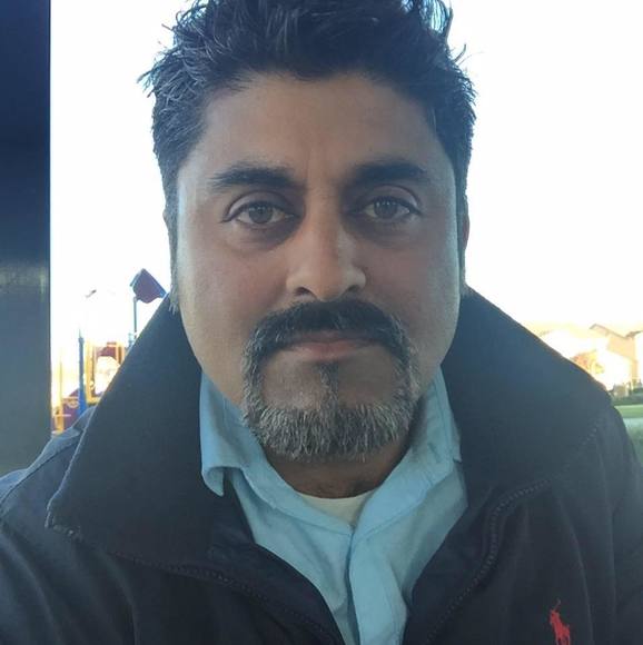 Profile Picture of Harminder Sohal (@harmsohal) on Poshmark