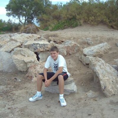 Profile Picture of Harvey (@HarveyDyer) on Twitter