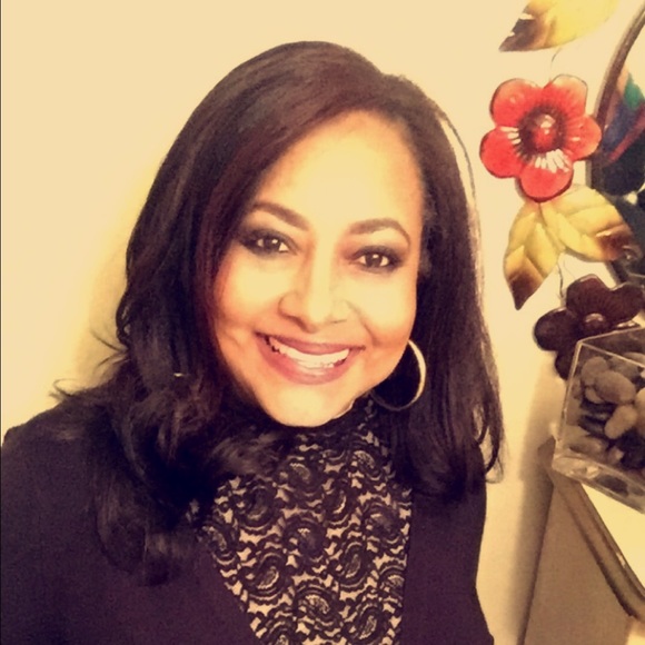 Profile Picture of Dean Miers (@deancmiers) on Poshmark