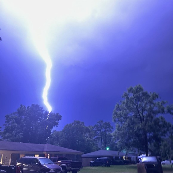 Profile Picture of Travis Lowe (@travis_12_lowe) on Poshmark