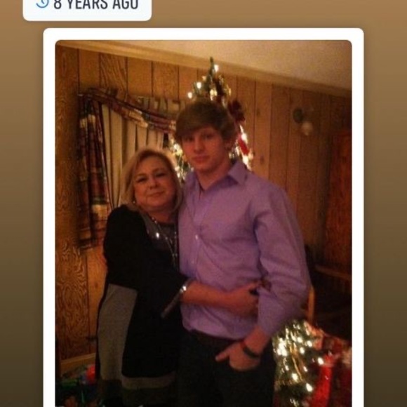 Profile Picture of Hunter Colley (@hcoll94) on Poshmark