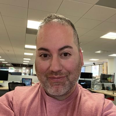 Profile Picture of Jason Gil Bear (@Jayskott) on Twitter