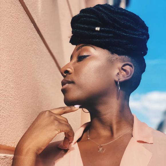 Profile Picture of Briana Applewhite (@brianabean101) on Poshmark