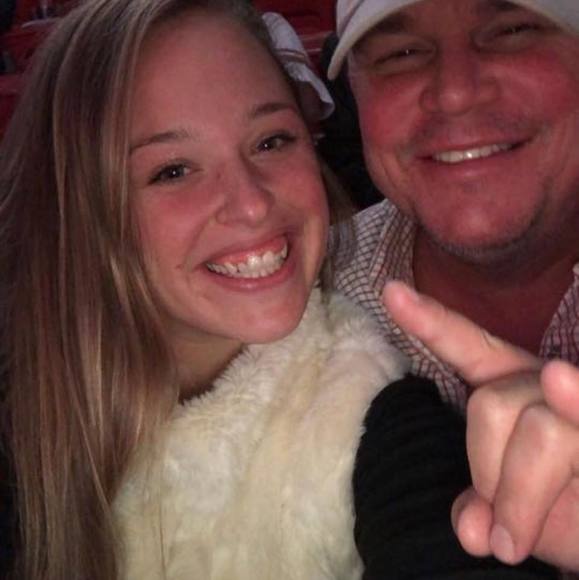 Profile Picture of Myranda Spiller (@myrandaellist) on Poshmark