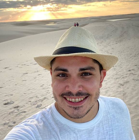 Profile Picture of Igor Carlos (@igorcarlos) on Poshmark