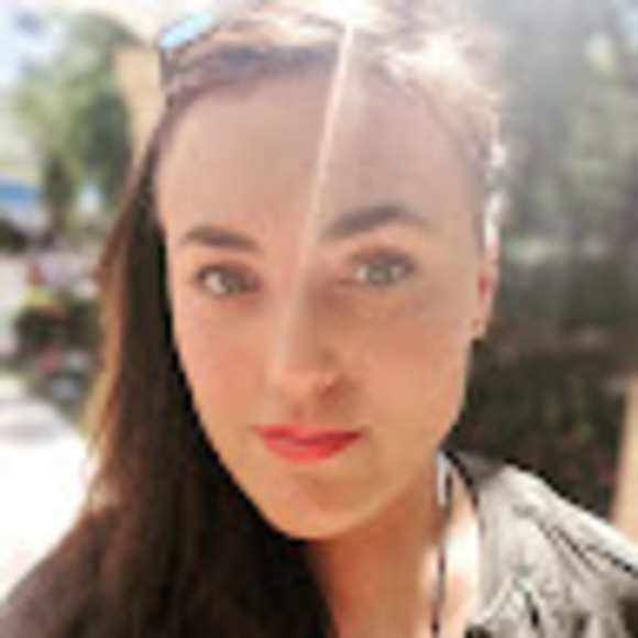 Profile Picture of Cassandra Driesslein (@cmdriess) on Poshmark