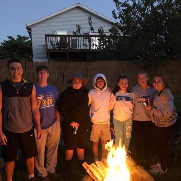 Profile Picture of Stacey Rowand (@staceyrowand) on Poshmark