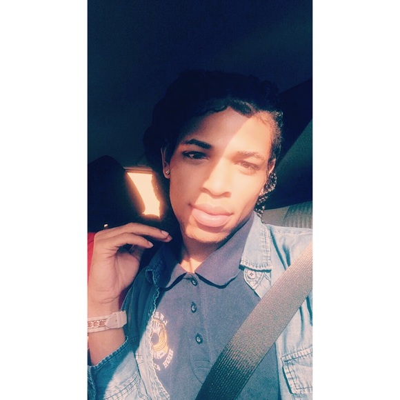 Profile Picture of Charles Perry (@charlesperry2) on Poshmark