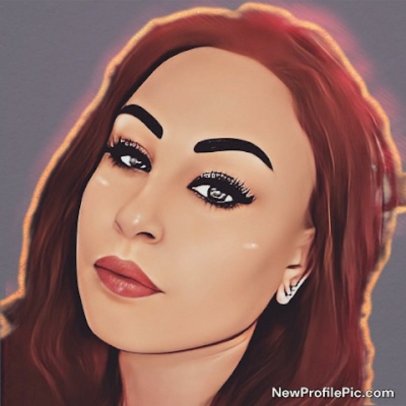 Profile Picture of Jessica Kaucher (@jessica_kaucher) on Poshmark