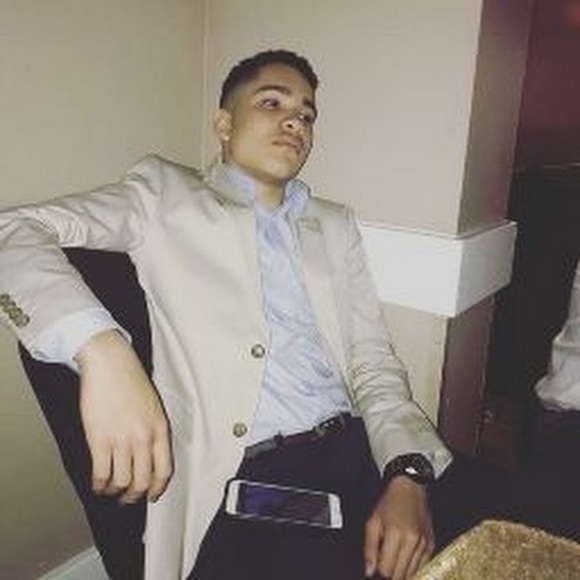 Profile Picture of Joshua Sepulveda (@joshuasepulveda) on Poshmark