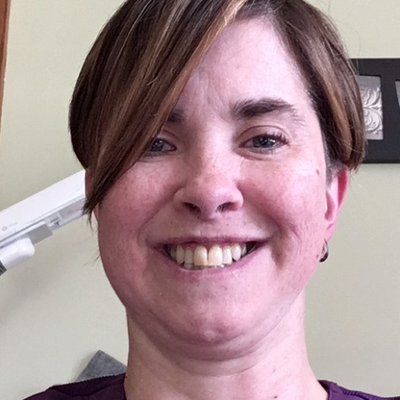 Profile Picture of Deena Fleming (@richards75) on Poshmark