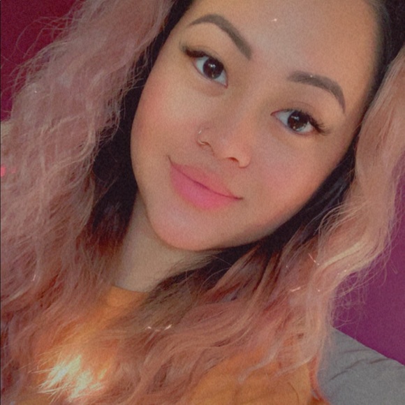 Nicole Villarante - Poshmark Profile Picture of Nicole Villarante (@nvillarante) on Poshmark