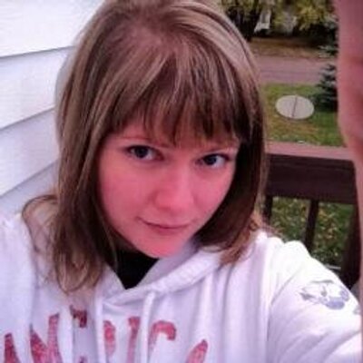 Profile Picture of Kim Reagan (@kleonitis) on Twitter