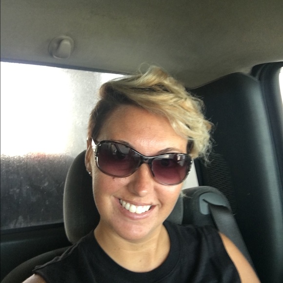 Profile Picture of Rebecca Mcdaniel (@becca0788) on Poshmark