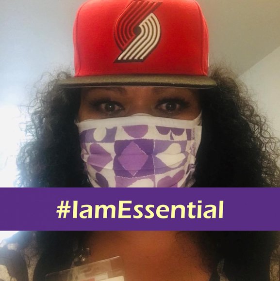 Meliame Feterika - Poshmark Profile Picture of Meliame Feterika (@meliame2) on Poshmark