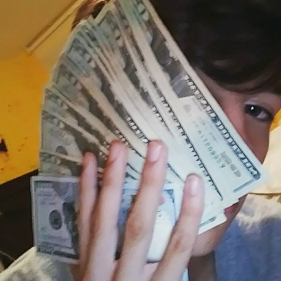 Profile Picture of Will Hogan (@willhogan03) on Poshmark