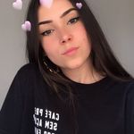 Profile Picture of 𝔅𝔯𝔲𝔫𝔞 𝔏𝔦𝔪𝔞 (@brunalimard) on Instagram