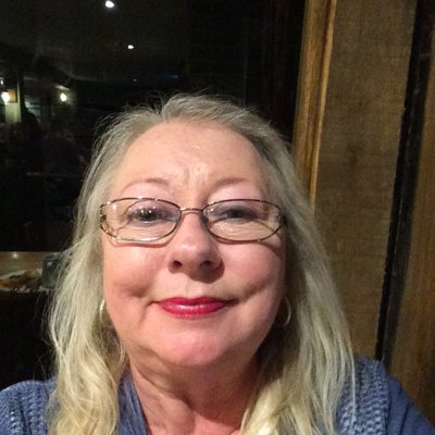 Profile Picture of Linda MacGregor (@lynmacgregor) on Twitter