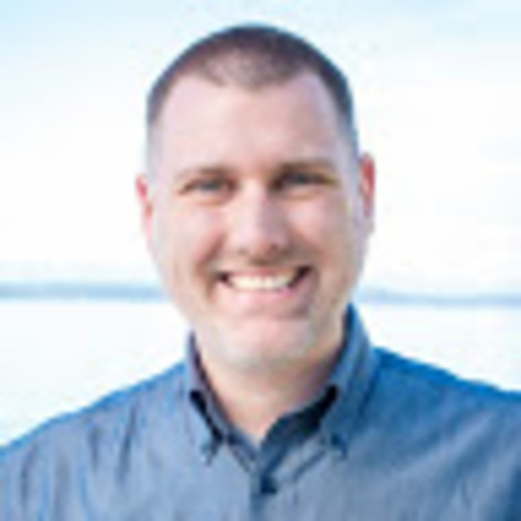 Profile Picture of Richard Garrett (@graphictiger) on Poshmark