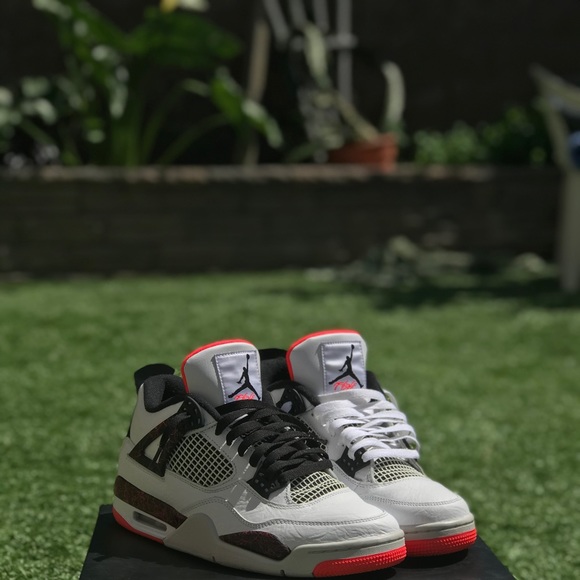 Profile Picture of James Silva (@jamesilva9204) on Poshmark