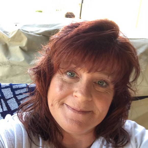 Profile Picture of Angela Foote cikan (@confushaw5) on Poshmark