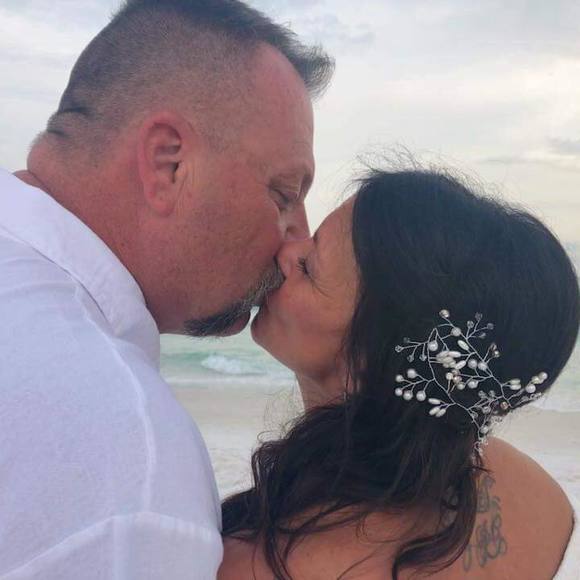 Profile Picture of Paula Desilets-walny (@paulawallla) on Poshmark