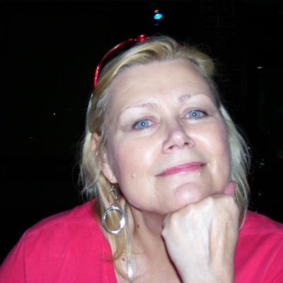 Profile Picture of Kim Crowe (@KimCrowe58) on Twitter