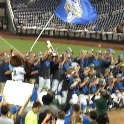 Profile Picture of Chris Simonetti (@SimonToTheEtti) on Twitter