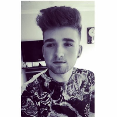 Profile Picture of Andrew Mutch (@AndrewMutch10) on Twitter