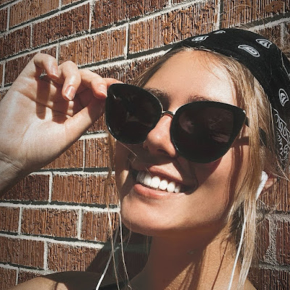 Profile Picture of Milena Belianovich (@milena00) on Poshmark