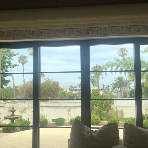 Profile Picture of Deanna Elgert (@102269ja) on Poshmark