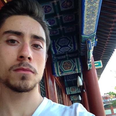 Profile Picture of David Grinberg (@dygrinberg) on Twitter