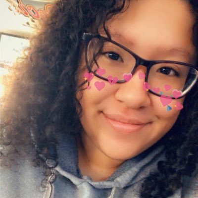 Profile Picture of Erika Suazo (@CurlyFries678) on Twitter