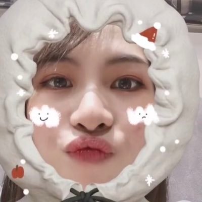 Profile Picture of CrystalNg (@CrystalNg1998) on Twitter