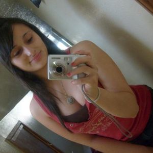 Profile Picture of Lucia R (@lucy_girly) on Myspace