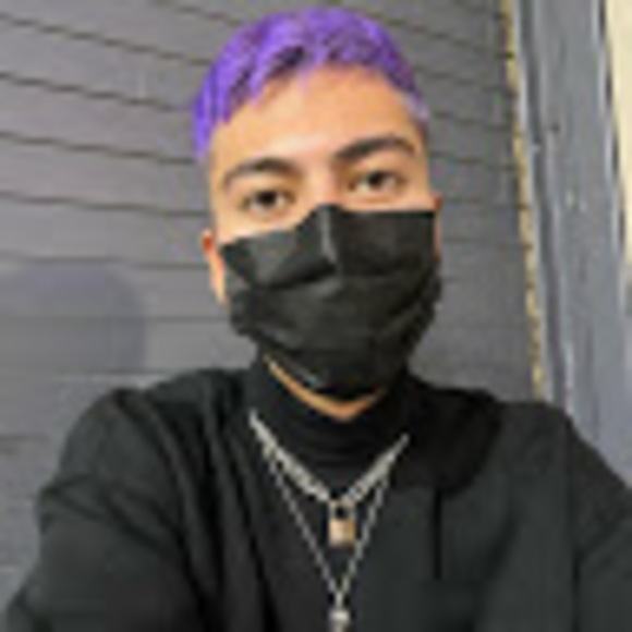 Profile Picture of Erick Ledesma (@erickledesma97) on Poshmark