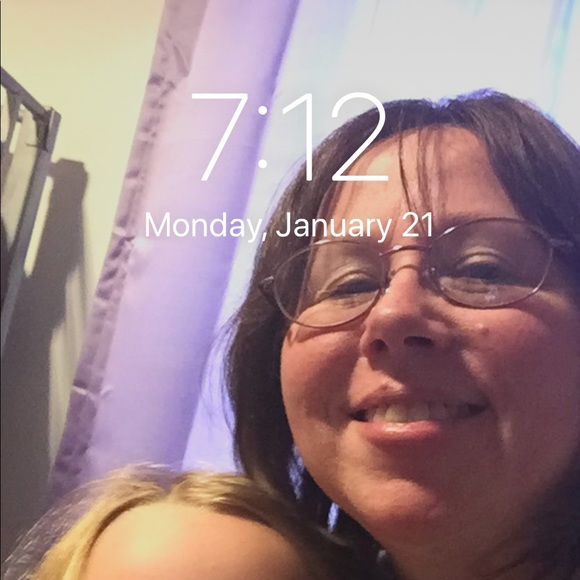 Profile Picture of Jacqueline Roy (@marleesmawmaw) on Poshmark