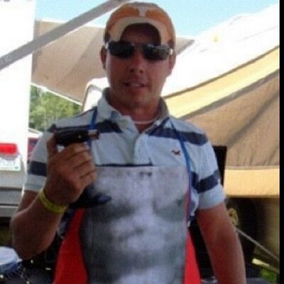 Profile Picture of Chad Van Dyke (@@desmoducky) on Twitter