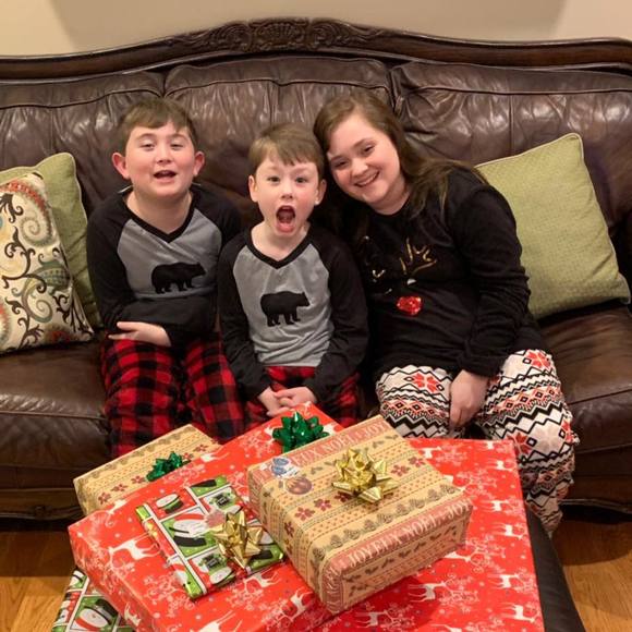 Profile Picture of David Manning (@damannin) on Poshmark