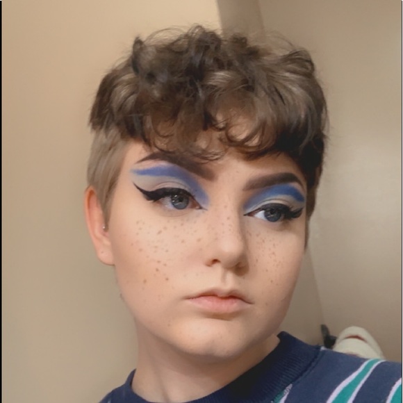 Profile Picture of Bri Ghrist (@bnghrist) on Poshmark