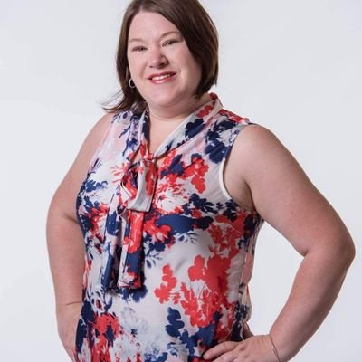 Profile Picture of Amanda Buckle-Pineau (@flowerpotz) on Twitter