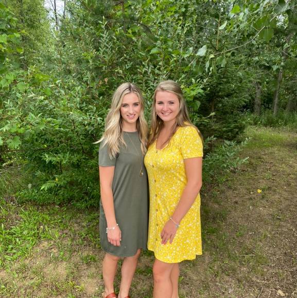 Haley Lauwers - Poshmark Profile Picture of Haley Lauwers (@lauwe1hm) on Poshmark