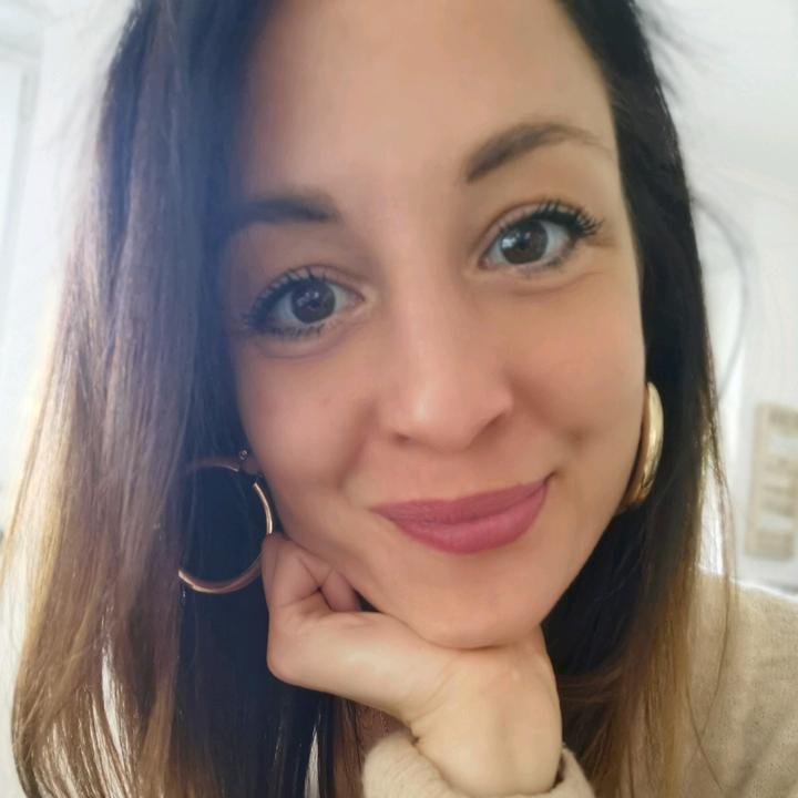 Profile Picture of lindabernabei (@linda.bay) on Tiktok