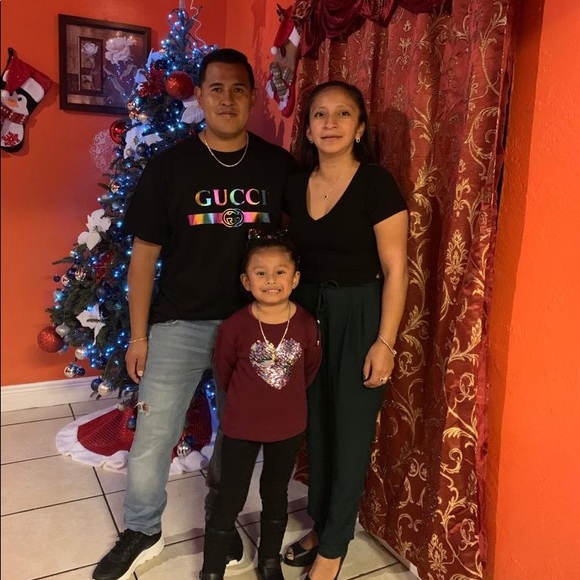 Profile Picture of Leo Miranda (@leomiranda8519) on Poshmark